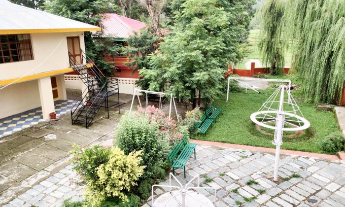 Palampur Hotel | Pops Hotel & Restaurant