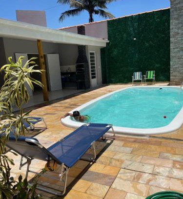 Folha Seca Casa | Por mais dias assim em Ubatuba