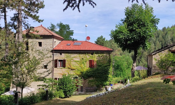 Casola Valsenio Casa | Mansión de piedra en los Apeninos con piscina (Florencia, Bolonia, Rávena)