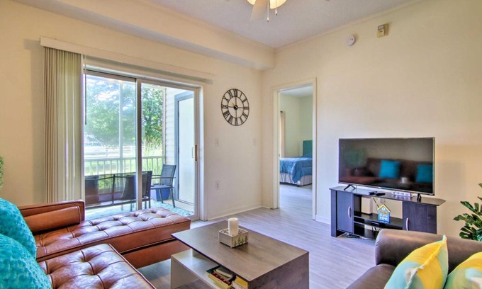 Villages of Five Points Apartamento | Porch and Community Perks Walkable Lewes Condo