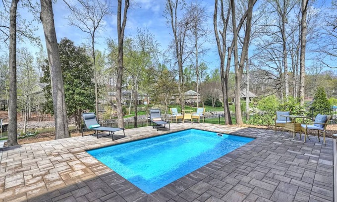 Mount Mourne Casa | Porch Paradise by AvantStay | New Pool, Firepit
