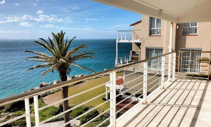 Saint Francis Bay Apartamento | Port Apartment with Sea Views