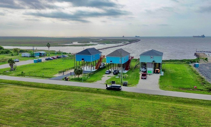 Galveston Casa | Port Bolivar Beach House w/ Oceanfront Views!