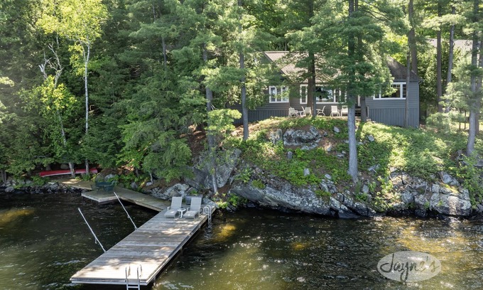 Port Carling Cabaña | Port Carling! On Rosseau 4 bdrm, 2 bath! Sunsets! New Dock!