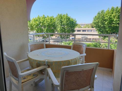 Frejus Port Apartamento | PORT FREJUS Studio Cabine 100m des plages 4 Person
