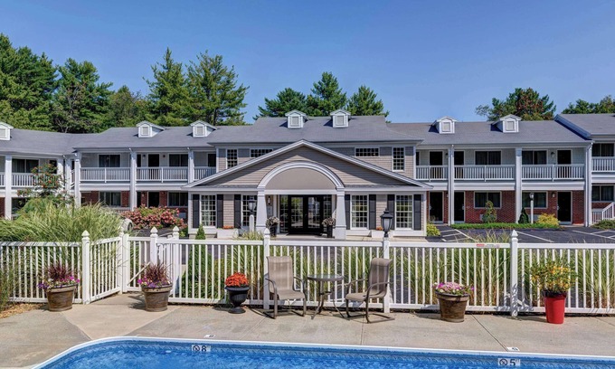 Kennebunk Hotel | Port Inn & Suites Kennebunk, Ascend Hotel Collection