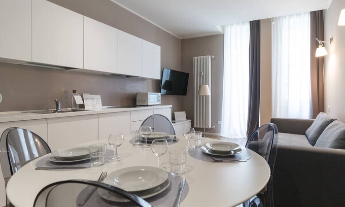 Guastalla Apartamento | Porta Vittoria apartments by Rentopolis