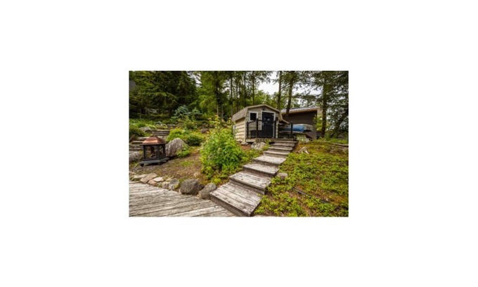 Muskoka Lakes Cabaña | PORTAGE BAY