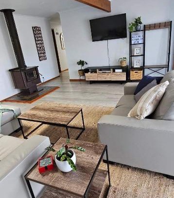 Portarlington Casa | Portarlington Getaway Beach Views&Family Friendly