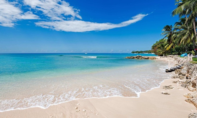 Porters Villa | Porters Place 18 in St James by Personal Villas - Harmony of Minimalist Design