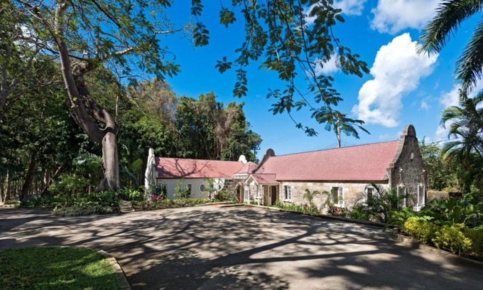 Porters Villa | Porters Villa by Blue Sky Luxury