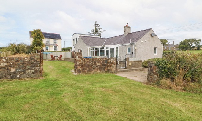 Garn Fadryn Cabaña | Porth Awyr, ABERDARON