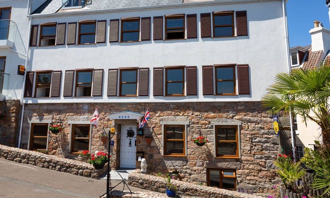 Saint Aubin Apartamento | Porthole Suites