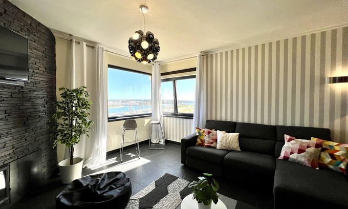 Portimao Apartamento | Portim O River View by Homing