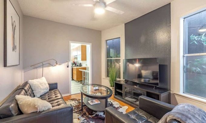 Hosford-Abernethy Casa | Portland Gem 3BR Backyard AC Best Location