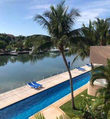 Puerto Aventuras Apartamento | Porto Bello Grand Marina