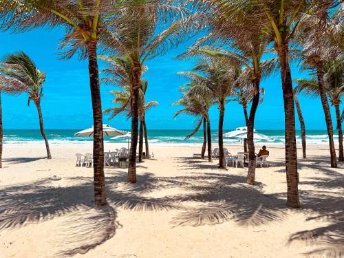 Porto das Dunas Apartamento | Porto das Dunas Apê na Areia com Banheira Relaxante e acesso direto para a praia! Ideal para Famílias, Lazer e Conforto