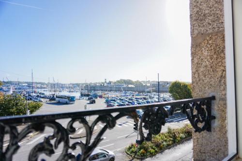 Concarneau Apartamento | -PORTO- Elegant T3 avec vue sur la ville-close