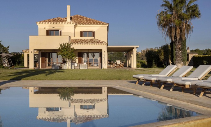 Kilada Villa | Porto Heli - Heaven on Earth Villa