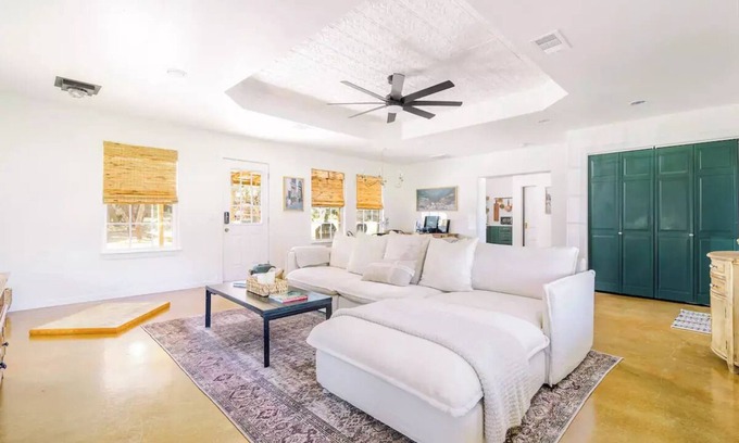 Austin Casa | Portofino Cottage- Secluded Luxury + Tranquility