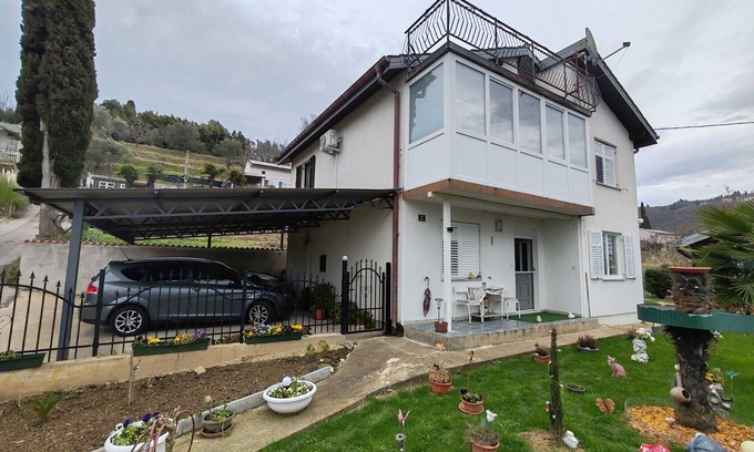 Seca Apartamento | Portoroz Spacious Apartment with Garden and BBQ - Two Bedroom Apartment with Terrace