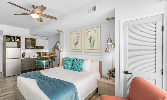 Merritt Island Condominio | Portside Suite - Cape Crossing Resort and Marina