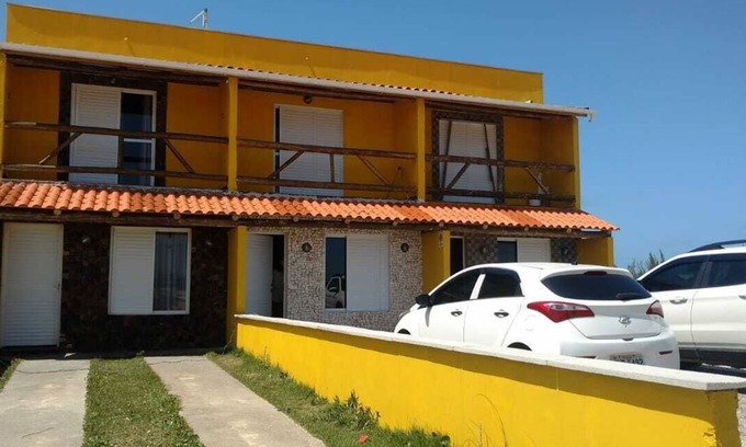 Jaguaruna Casa | Portuguese Stone House