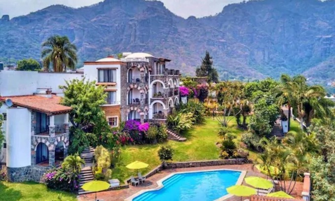 San Miguel Hotel | Posada del Tepozteco - Hotel & Gallery