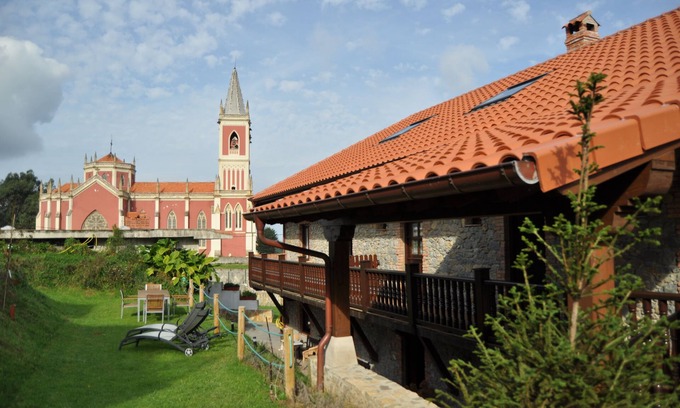 Cóbreces Hotel | Posada Las Mañanitas
