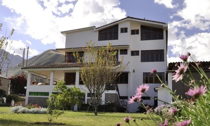 Urubamba Casa | Posada Las Tres Marias
