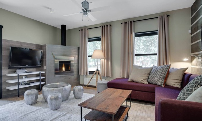 Taos Ski Valley Chalet De Esquí | Chalet de 3 dormitorios de inspiración bávara en Kachina Village con fácil acceso a las pistas de esquí