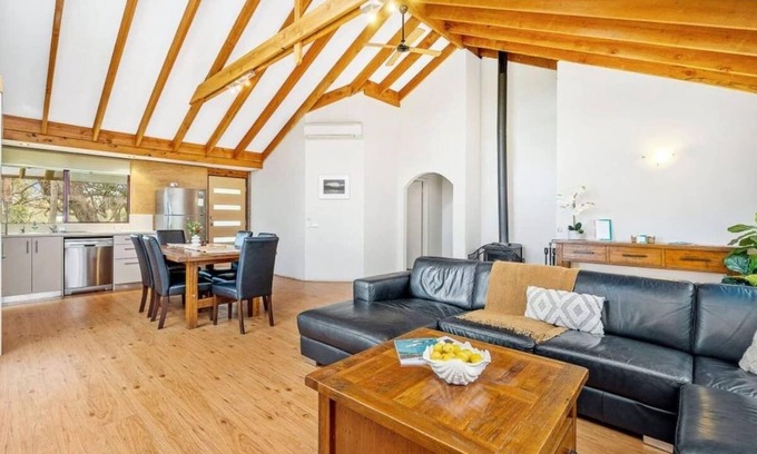 Quedjinup Casa | Possum Cottage - bush hideaway