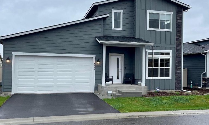 Post Falls Casa | Post Falls Hideaway New 4 Bedroom Home Short Term