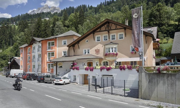 Strengen Hotel | Posthotel Strengen am Arlberg