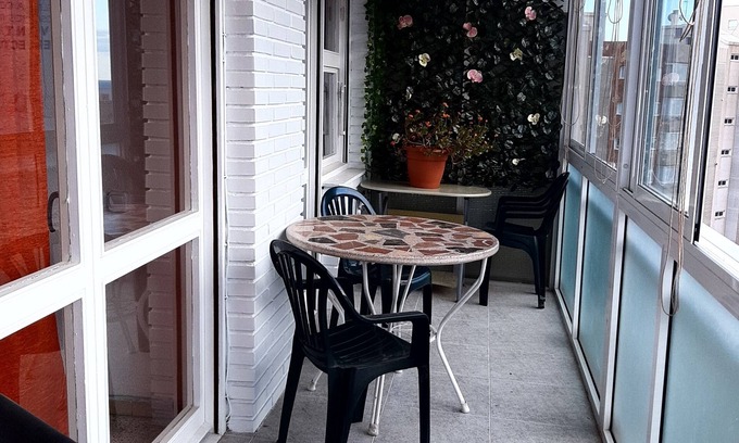 Pla del Bon Repós Apartamento | Apartamento playa postiguet en Alicante