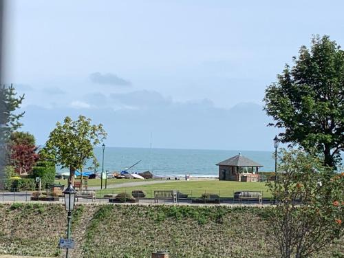 Lynmouth Apartamento | Postman's Knock, Lynmouth, first floor apartment with private parking