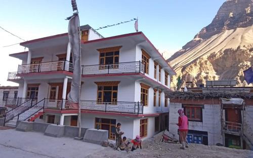 Tabo Casa | Potala Homestay by StayApart