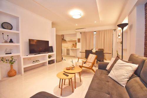 Potamos Apartamento | Potamos Superior Grey Apartment