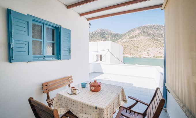 Kamares Apartamento | Potter's Apartment/40 meters from the beach