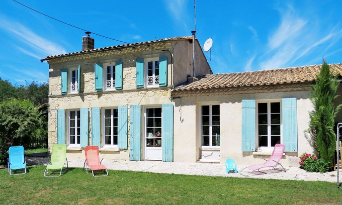 Naujac-Sur-Mer Casa | Poumeyrette by Interhome