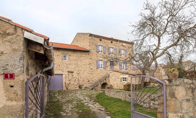 Champagnat-le-Jeune Casa | Pour un Séjour Reposant !