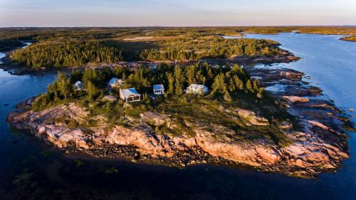 Baie Johan Beetz Otro | Pourvoirie La Corneille