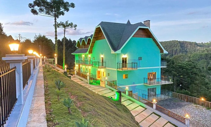 Campos do Jordao Hotel | Pousada Alpes Azul