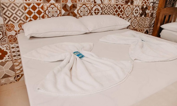 Praia da Armacao do Itapocoroi Hotel | Pousada Armação das Baleias