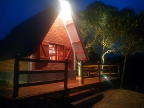 Luminarias Hotel | Pousada Cachoeira Esmeralda