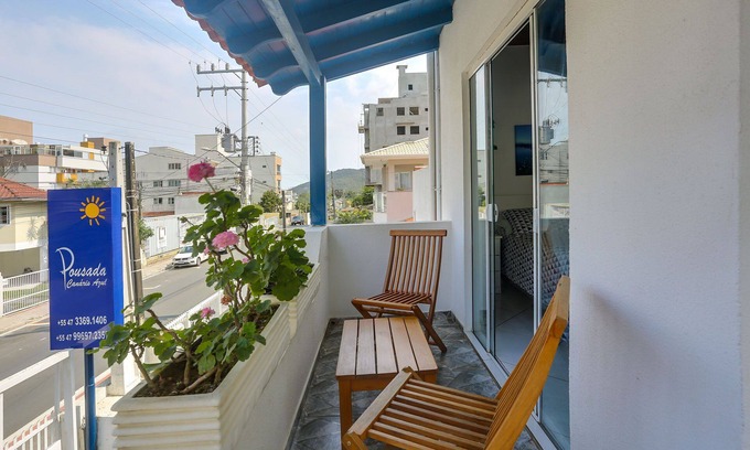 Bombas Hotel | Pousada Canário Azul