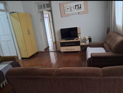 Uberaba Casa | Pousada da Kátia 01