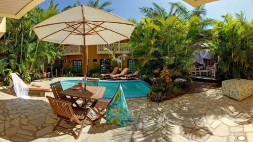 Bombas Hotel | Pousada Dom Capudi