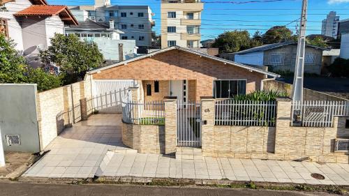 Lages Casa | Pousada Guaripuna