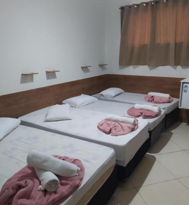 Aparecida Apartamento | Pousada Quarto Deluxe perto da basílica com garagem